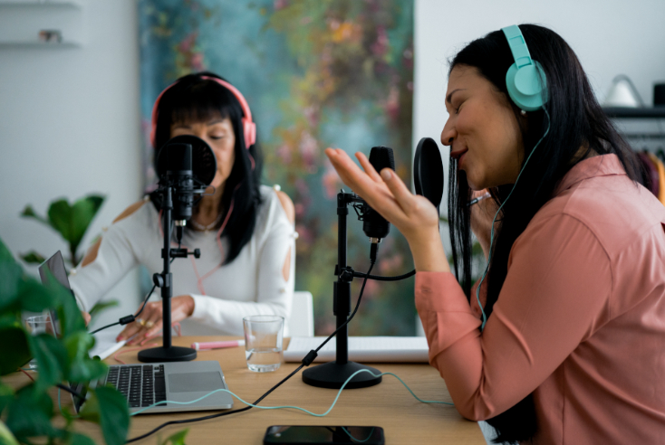 How is podcast advertising getting to the next level in 2023?