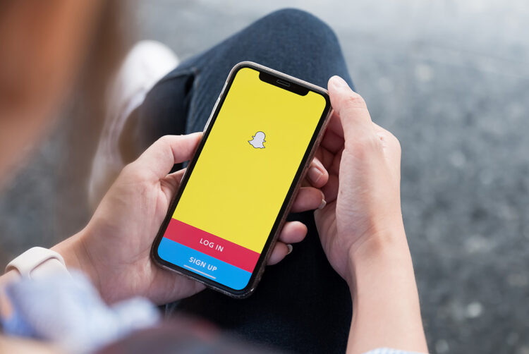 Want to beat ad fatigue? Mix up formats, Magna and Snap say