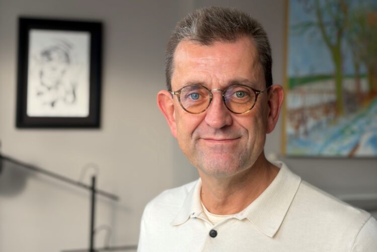 Justin Sampson to step down as Barb CEO