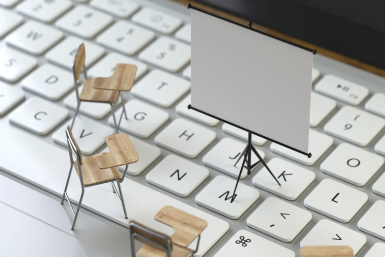 40 years of training trends within advertising agencies