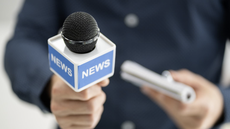 Testing signals and assumptions across news
